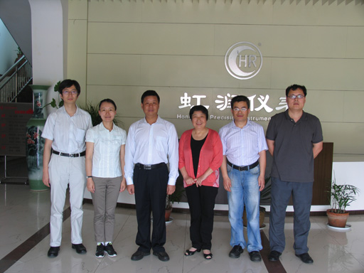 上海理工大學(xué)領(lǐng)導(dǎo)、教授一行考察虹潤(rùn)公司