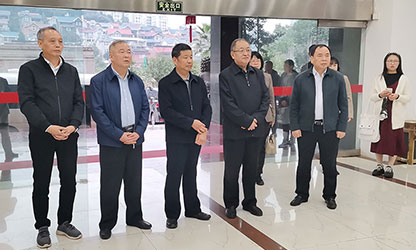 福建省政協副主席、省工商聯主席王光遠一行視察虹潤公司